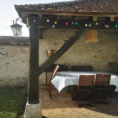 L'insouciance Nyaraló *